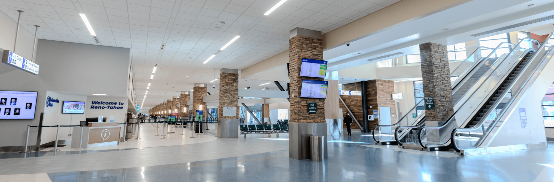 Photo of airport entrance and Ticketing Hall